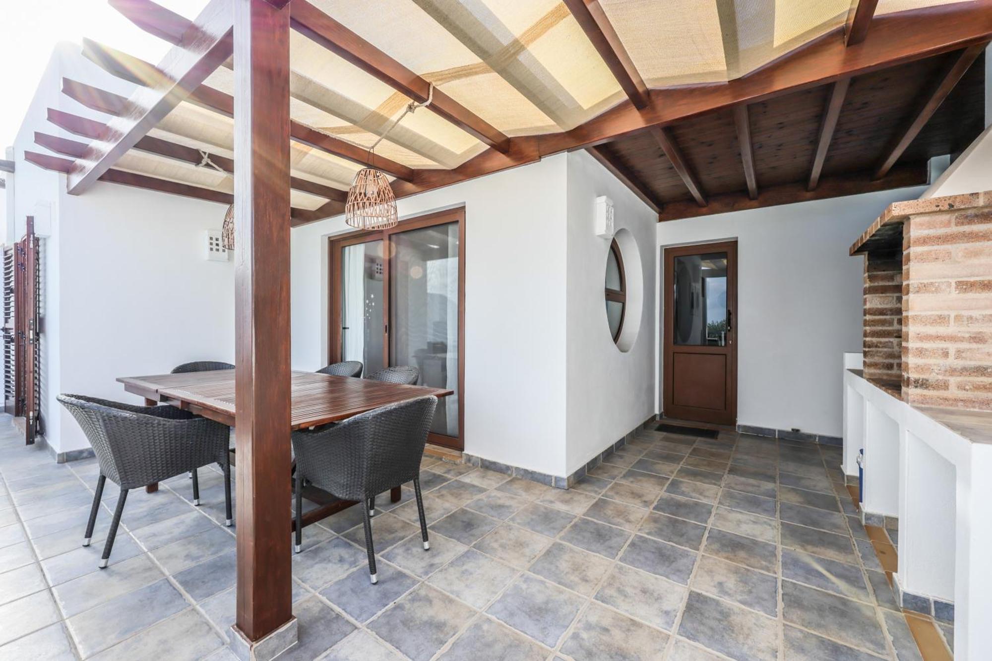 פלאיה בלנקה Villas Lanzarote Los Altos By New Lanzasuites Villa Serena מראה חיצוני תמונה
